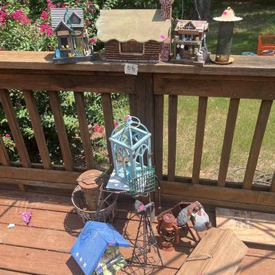 Sale Photo Thumbnail #219: Bird houses, and yard art