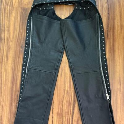 Sale Photo Thumbnail #25: Woman's leather biker chaps PAPA's leather barn black thick size S