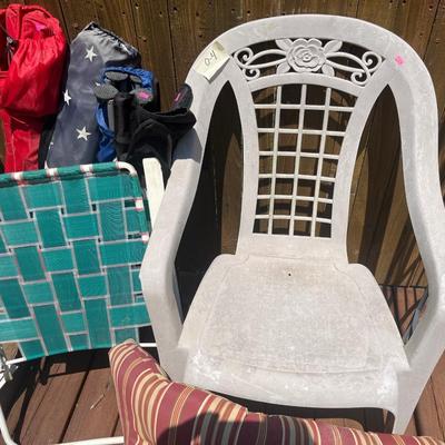Sale Photo Thumbnail #236: Porch chairs, lawn chairs, and game chairs