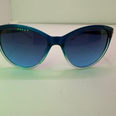 Sale Photo Thumbnail #27: Blue Unionlay cat eye sunglasses