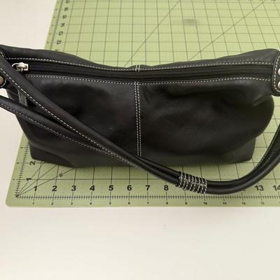 Sale Photo Thumbnail #35: Black Leather Purse handbag