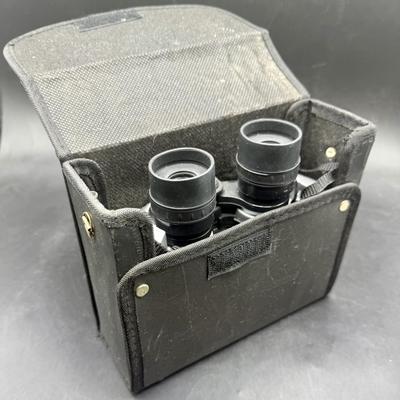 Sale Photo Thumbnail #434: Coated lenses.  Size and p[ower not noted, but most likely 7x35.  Good condition.