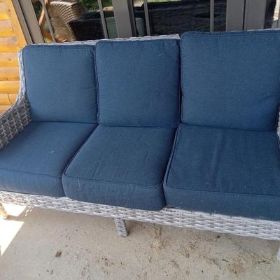 5 piece Patio set with Cushions