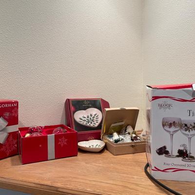 Block tall stem wine glasses, ornaments, Lenox heart, and three Gorham Christmas balls