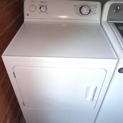 G.E. Electric clothes dryer