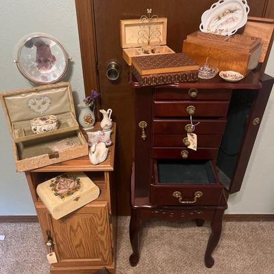 Sale Photo Thumbnail #314: House items, jewelry box and stand, cabinet