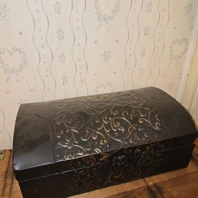 Tin box