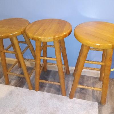 3 Oak bar stools