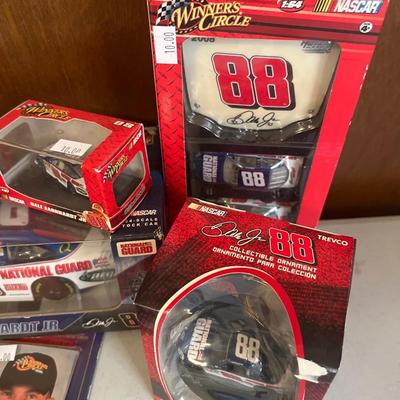 Sale Photo Thumbnail #435: NASCAR stuff