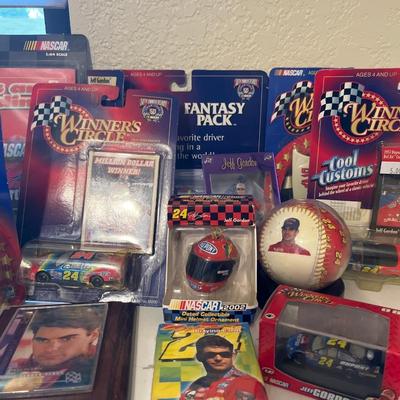 Sale Photo Thumbnail #451: Lot of NASCAR, cars cards, picture and more
