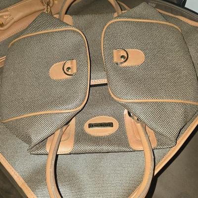 5th Ave Luggage set