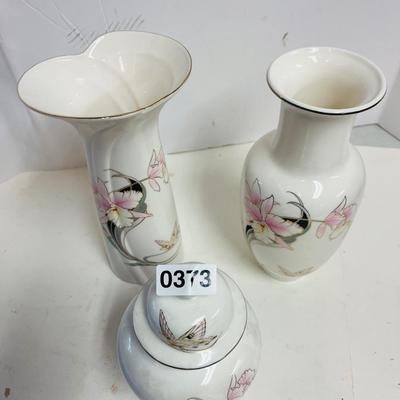 Set of Porcelain Iris & Butterfly