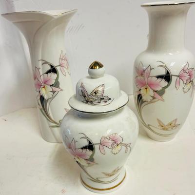 Set of Porcelain Iris & Butterfly