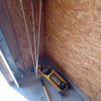 Floor jack, 6x6s, ladder