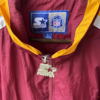 LOT 85: NFL Starter Large Wind Breaker