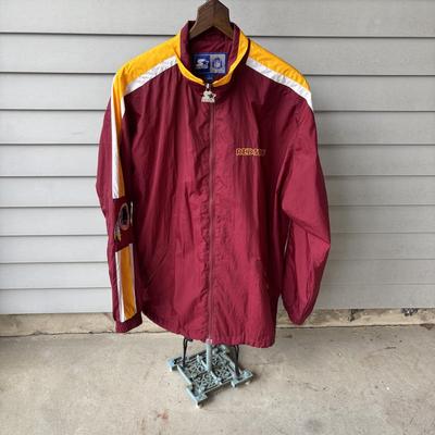 LOT 85: NFL Starter Large Wind Breaker