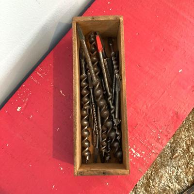 LOT 112: Vintage Hand Tools with Metal Union Corp Watertite Model No. 5414 Storage Box and Contents