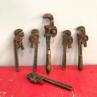 LOT 112: Vintage Hand Tools with Metal Union Corp Watertite Model No. 5414 Storage Box and Contents