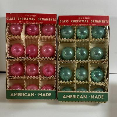 LOT 197: Nostalgic Christmas Collection Including Glass Bulbs, Vintage Light Set, Candles and Mugs