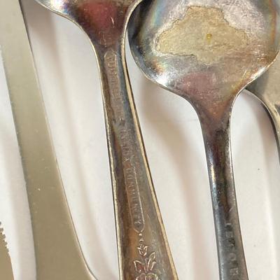 LOT 223: Collection of Oneida Community Silver Plate, Reed & Barton Soldered Silver and Stainless Steel Flatware