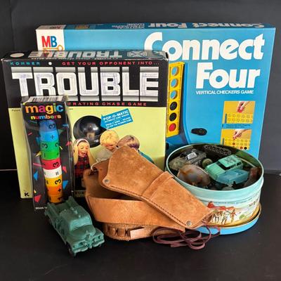 LOT 500: Vintage Fanner 50 Holster, Mables, Cars, Trouble, Connect Four, Magic Numbers
