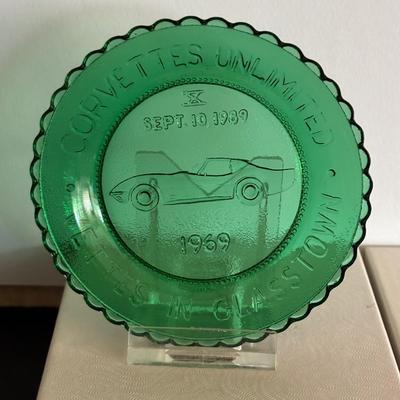 LOT 246: Wheaton Art Glass Cobalt Blue Chevrolet Corvette Decanter, Great American Cars Corvette Paper Weight, Corvettes in Glasstown...