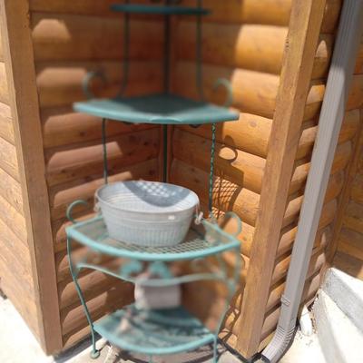 3 tier outdoor shelf