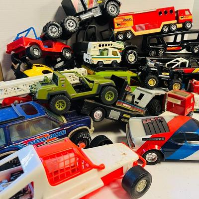 Toy Cars & Trucks/ 30+ pcs