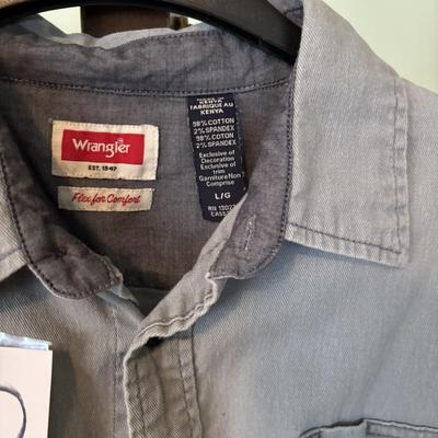 Wrangler Large Shirt
