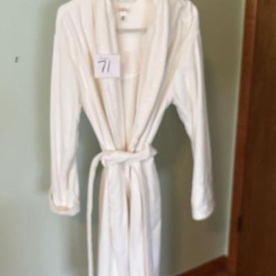 Large Robe