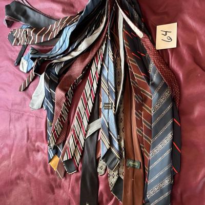 Tie Lot