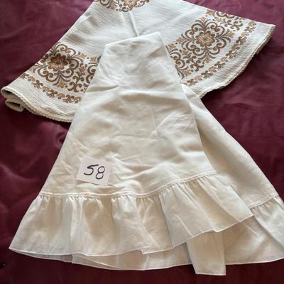 Round Table Clothes