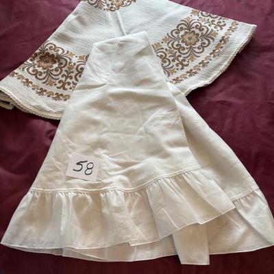 Round Table Clothes