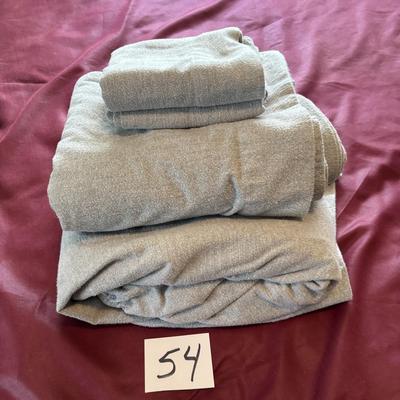 Queen Heavy Sheet Set