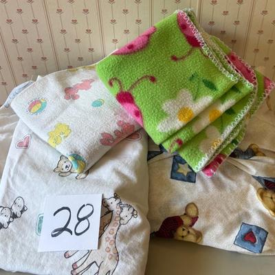2 Fitted and 2 Receiving Blankets