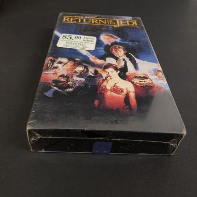 LOT 66: Star Wars Trilogy & Sealed Return of the Jedi VHS