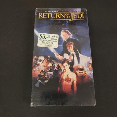 LOT 66: Star Wars Trilogy & Sealed Return of the Jedi VHS