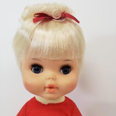 LOT 75: Vintage Snugglebun Baby & Remco Jumpsy Doll