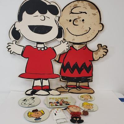 LOT 80: Vintage Peanuts Standing Displays, Tin Tray/Trinket Dish Set & More