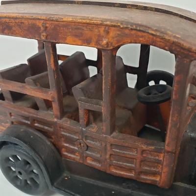 LOT 101: Cast Iron Taxi Cab Toy Car