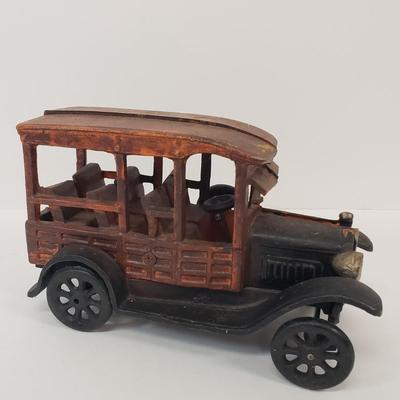 LOT 101: Cast Iron Taxi Cab Toy Car
