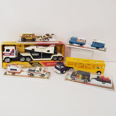 LOT 104: Vintage Toy Trucks & Cars; Buddy L, Tootsie Toy & More