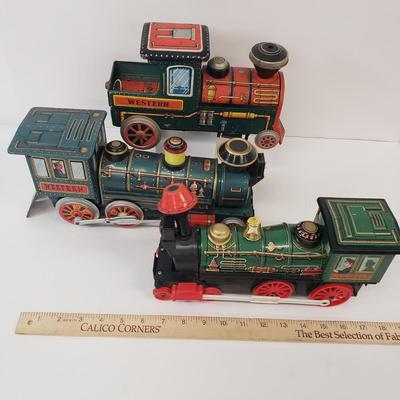 LOT 106: Vintage Western Train Tin Litho Toys Need Repair