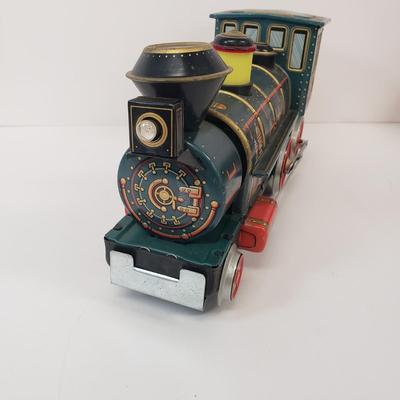 LOT 106: Vintage Western Train Tin Litho Toys Need Repair