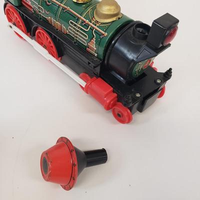 LOT 106: Vintage Western Train Tin Litho Toys Need Repair
