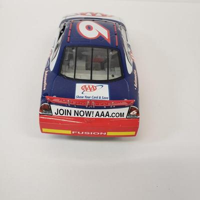 LOT 107: Race Car Collector's Assortment