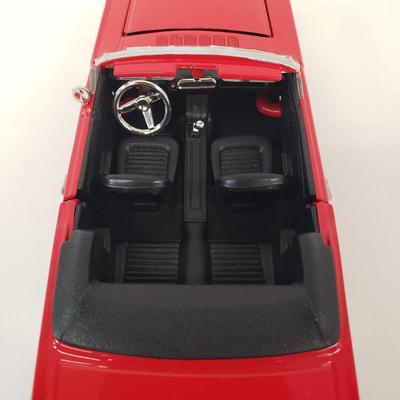 LOT 107: Race Car Collector's Assortment