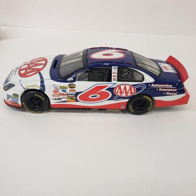LOT 107: Race Car Collector's Assortment