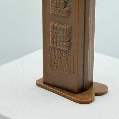 LOT 121: Star Wars Pez Dispensers