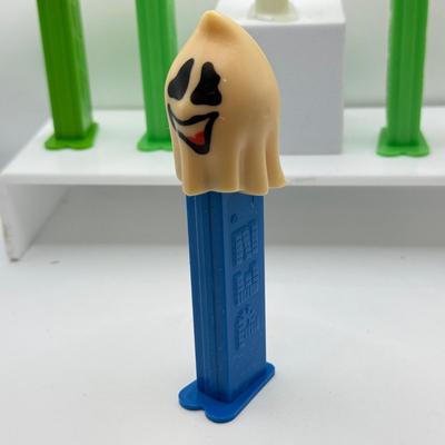 LOT 123: Vintage Halloween Pez Dispensers